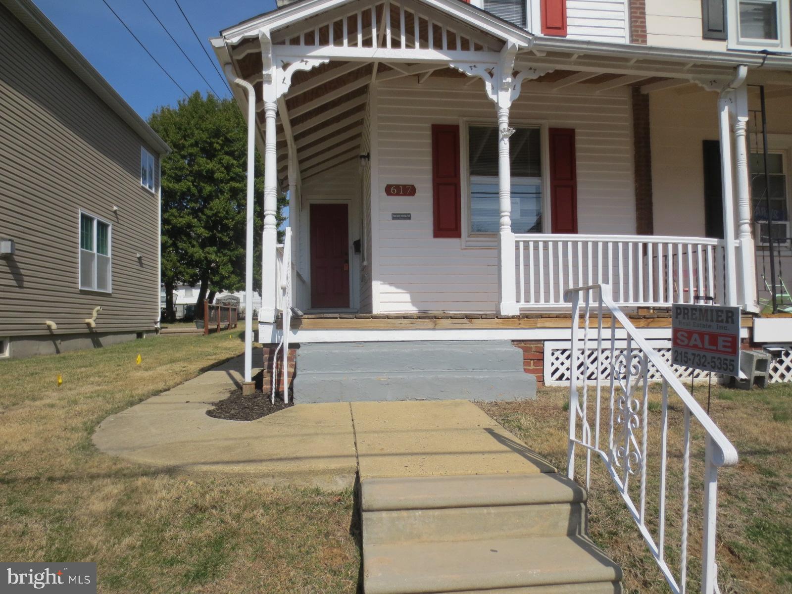 617 Benson Street Philadelphia, PA 19111 - Photo 4 of 37 a view of a house with a patio
