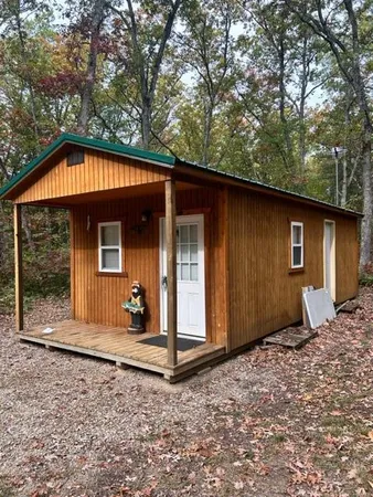 $139,900 | 3292 Skidmore Road, Brethren, MI 49619