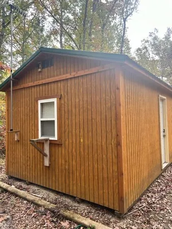 $139,900 | 3292 Skidmore Road, Brethren, MI 49619