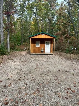 $139,900 | 3292 Skidmore Road, Brethren, MI 49619