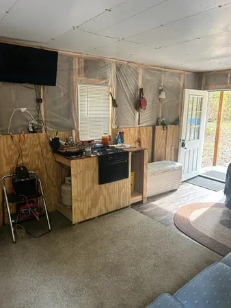 $139,900 | 3292 Skidmore Road, Brethren, MI 49619