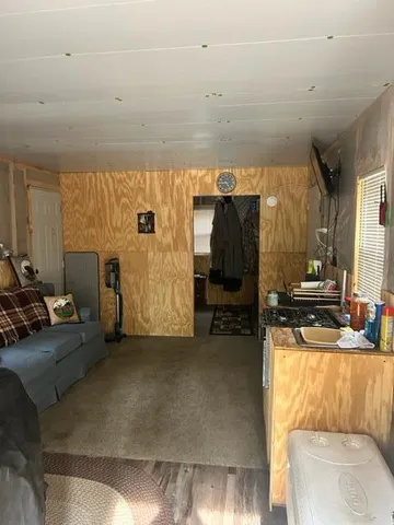 $139,900 | 3292 Skidmore Road, Brethren, MI 49619