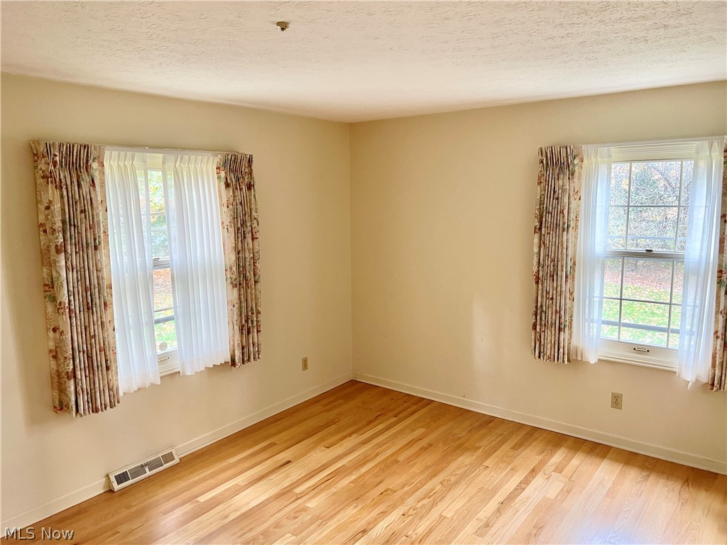 4589 Brainard Road Chagrin Falls, OH 44022 - Photo 15 of 29 Gallery Image 15