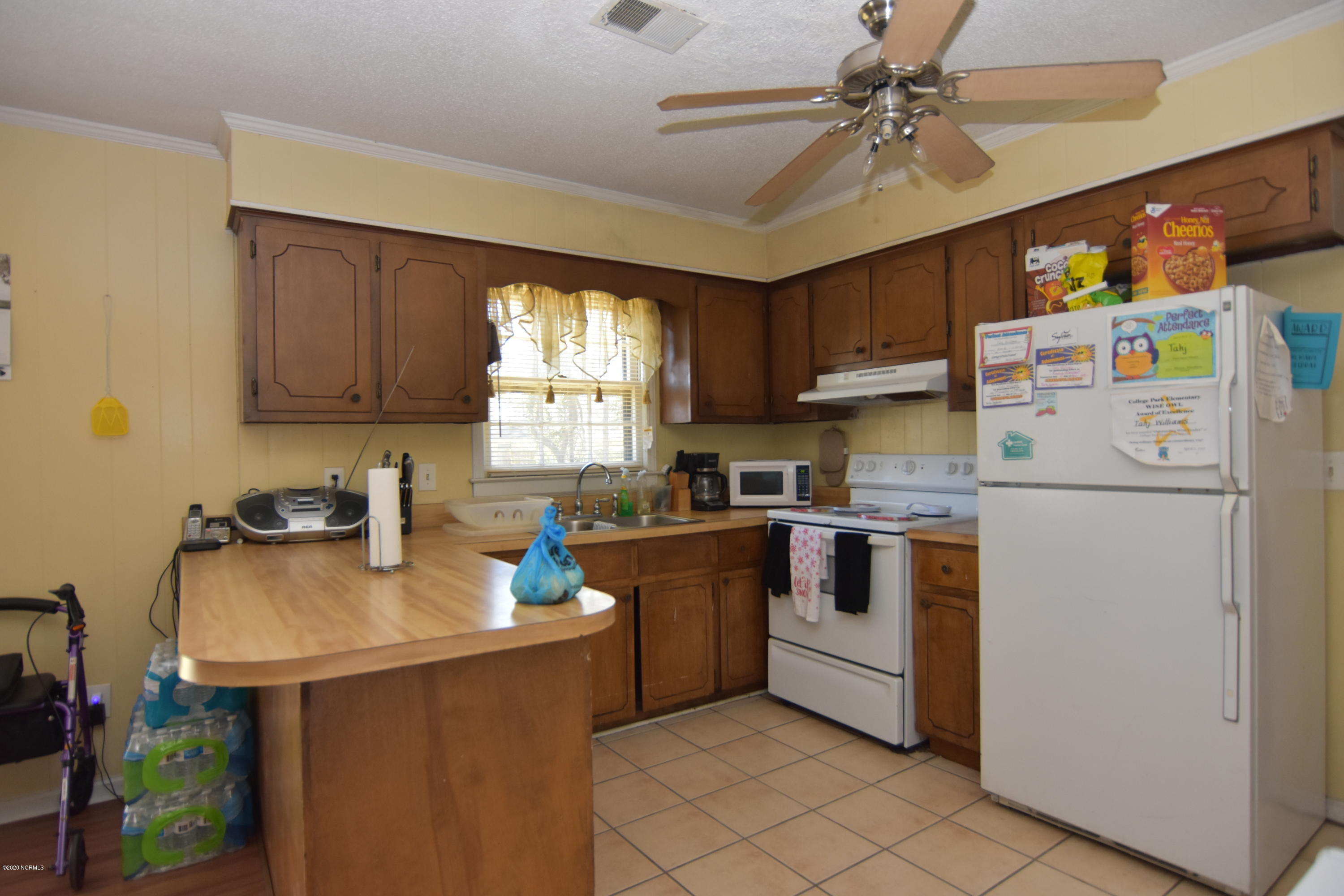 530 Governors Road Wilmington, NC 28411 - Photo 7 of 12 7