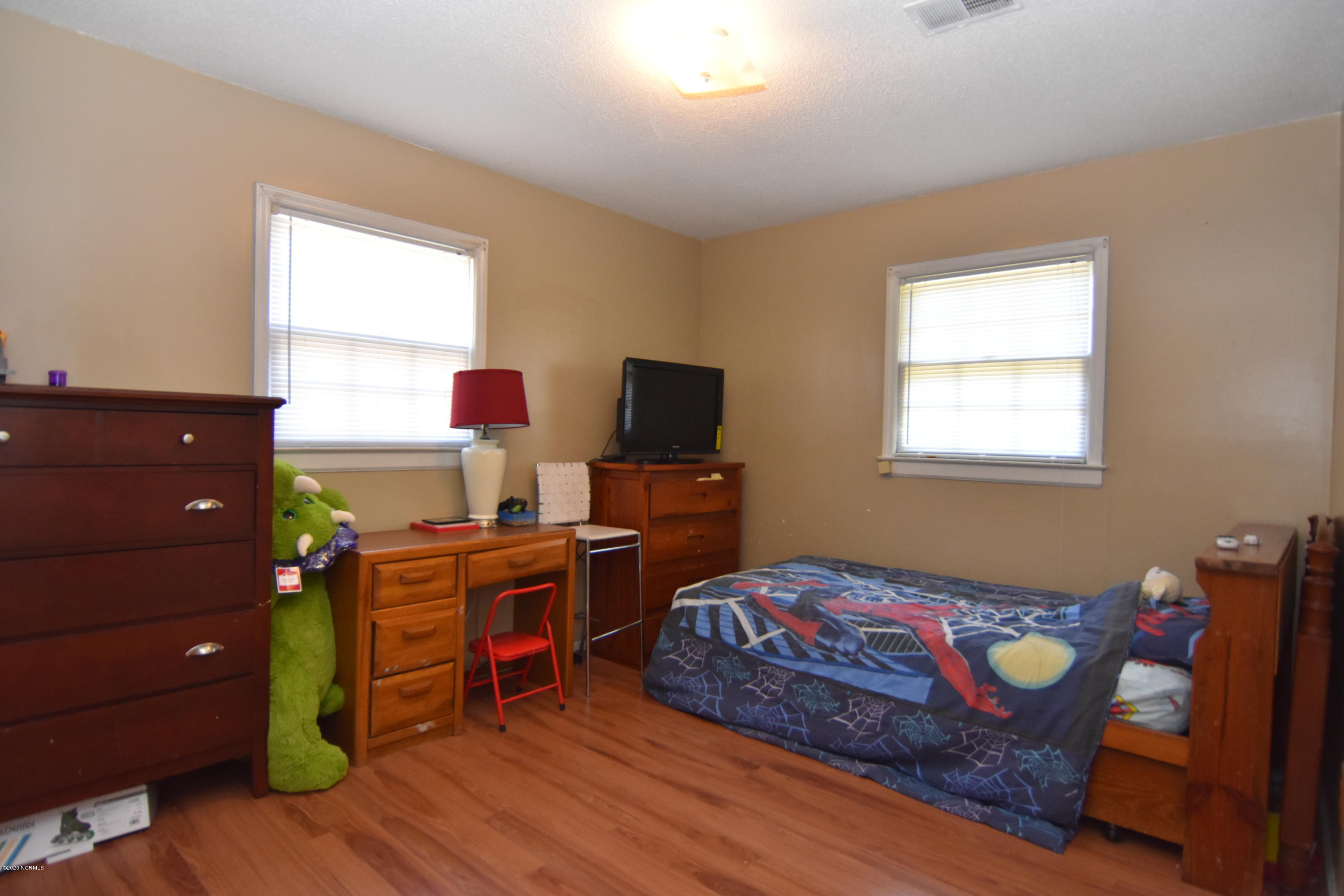 530 Governors Road Wilmington, NC 28411 - Photo 9 of 12 9