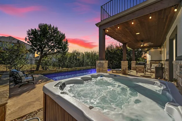 $1,175,000 | 15717 De Fortuna Drive, Bee Cave, TX 78738