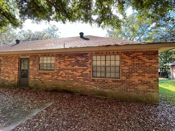 $1,100 | 35505 Oakridge Avenue, Unit A, Slidell, LA 70460