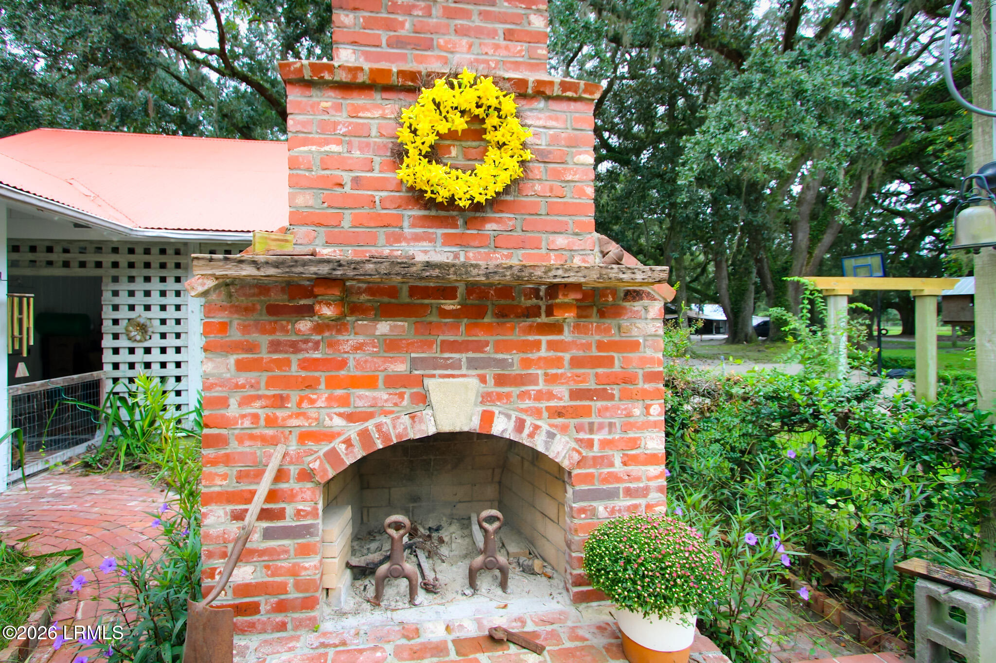 25632 Pocotaligo Road Yemassee, SC 29945 - Photo 42 of 47 Outdoor fireplace