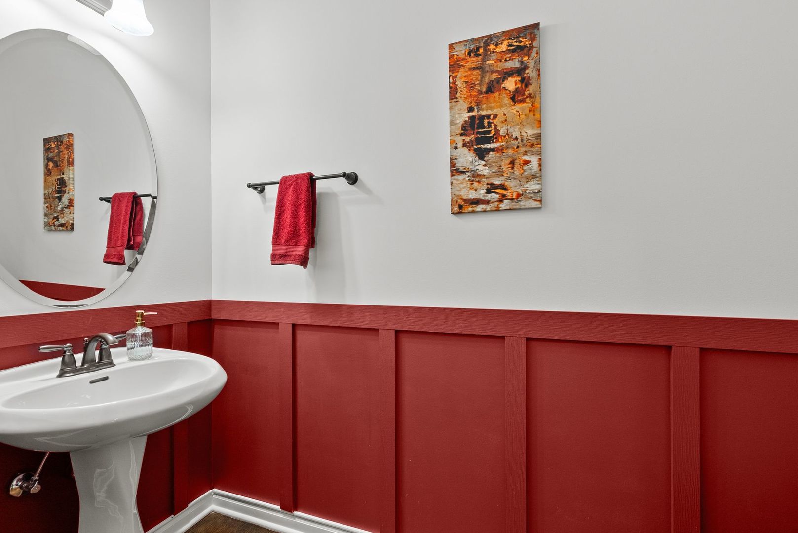 428 East Frontier Drive Minooka, IL 60447 - Photo 26 of 39 a bathroom with a sink and a mirror