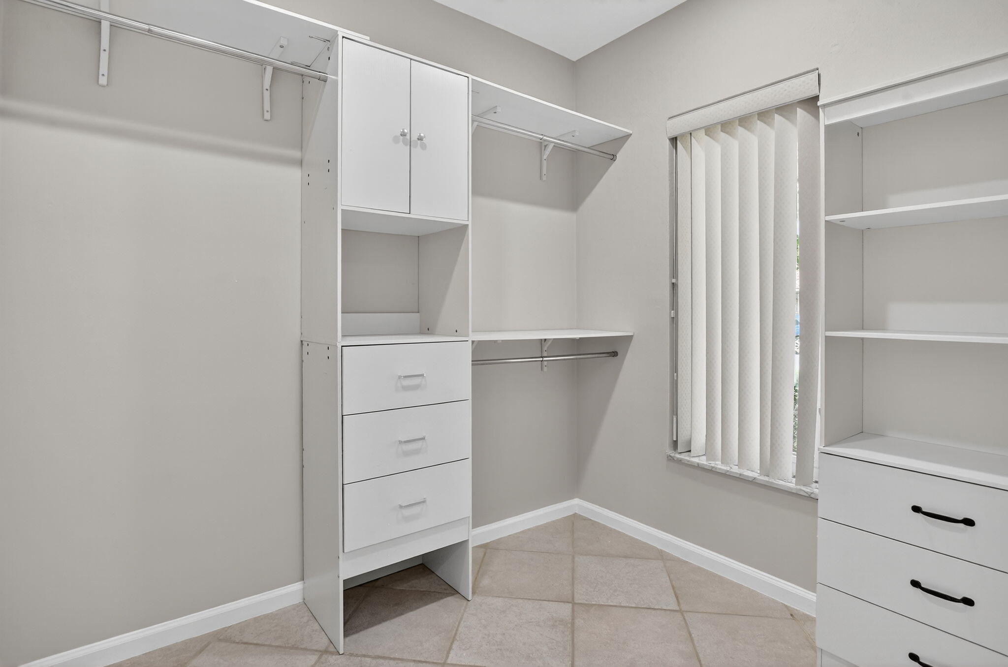 1544 Northwest 9th Street Boca Raton, FL 33486 - Photo 38 of 61 Primary walk in closet