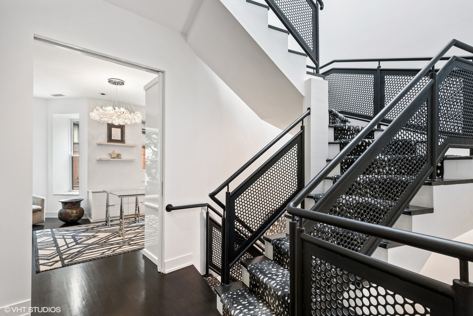 42 East Schiller Street Chicago, IL 60610 - Photo 27 of 50 a view of entryway and workspace