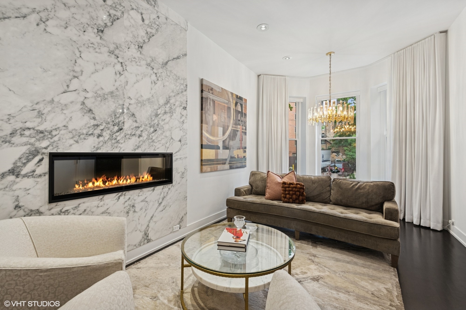 42 East Schiller Street Chicago, IL 60610 - Photo 3 of 50 a living room with furniture and a fireplace