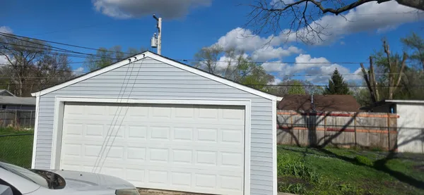 $289,900 | 522 South Sumner Avenue, Aurora, IL 60505