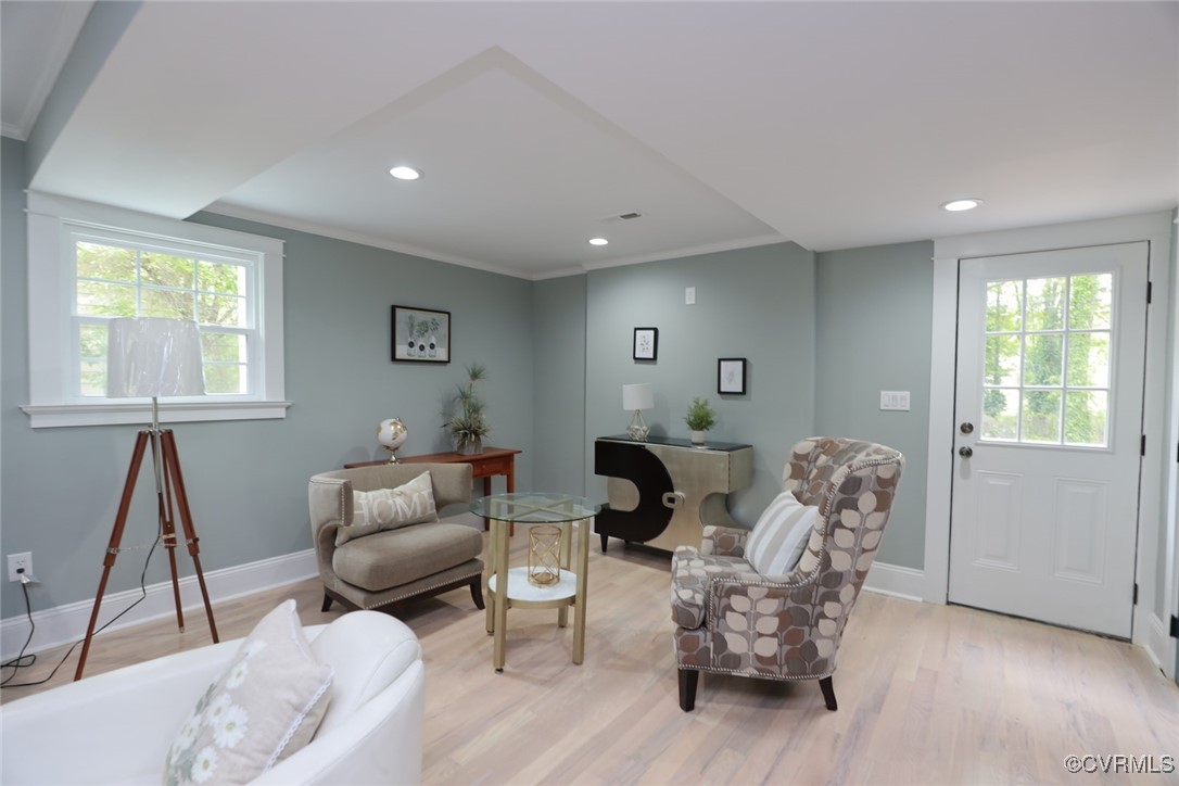 901 Rosegill Road Chesterfield, VA 23236 - Photo 9 of 30 a living room with furniture a window and a table