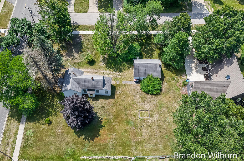 3259 Maple Grove Road Muskegon, MI 49441 - Photo 9 of 36 3529MapleGroveRd-14LoRes