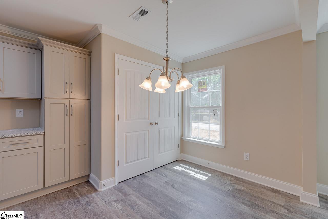 201 New Woodruff Road Greer, SC 29651 - Photo 11 of 33 Gallery Image 11