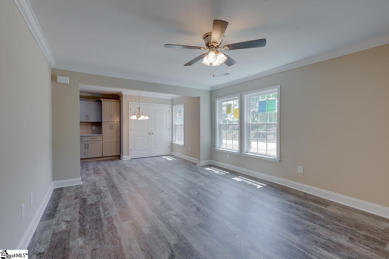 201 New Woodruff Road Greer, SC 29651 - Photo 8 of 33 Gallery Image 8