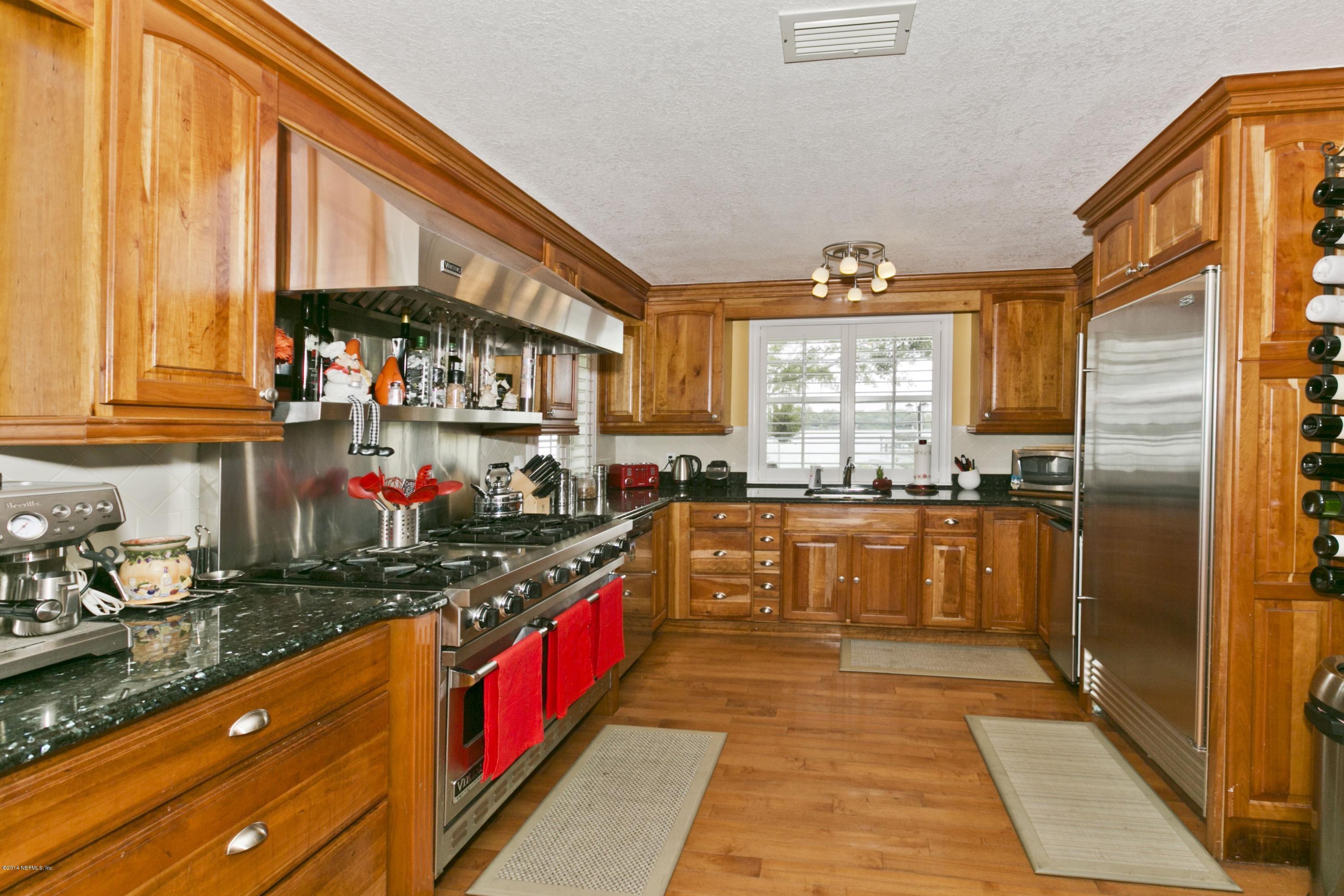 542 Broward Road Jacksonville, FL 32218 - Photo 8 of 27 Kitchen