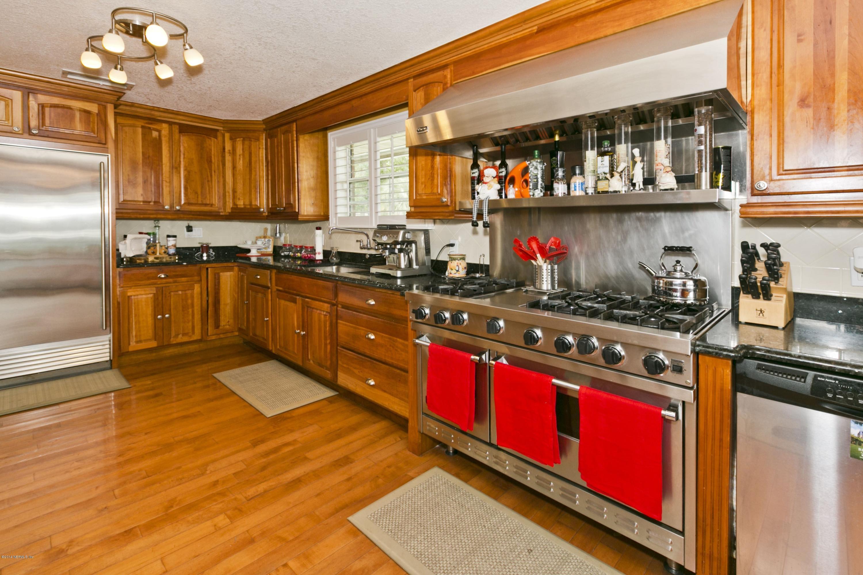 542 Broward Road Jacksonville, FL 32218 - Photo 9 of 27 Kitchen2