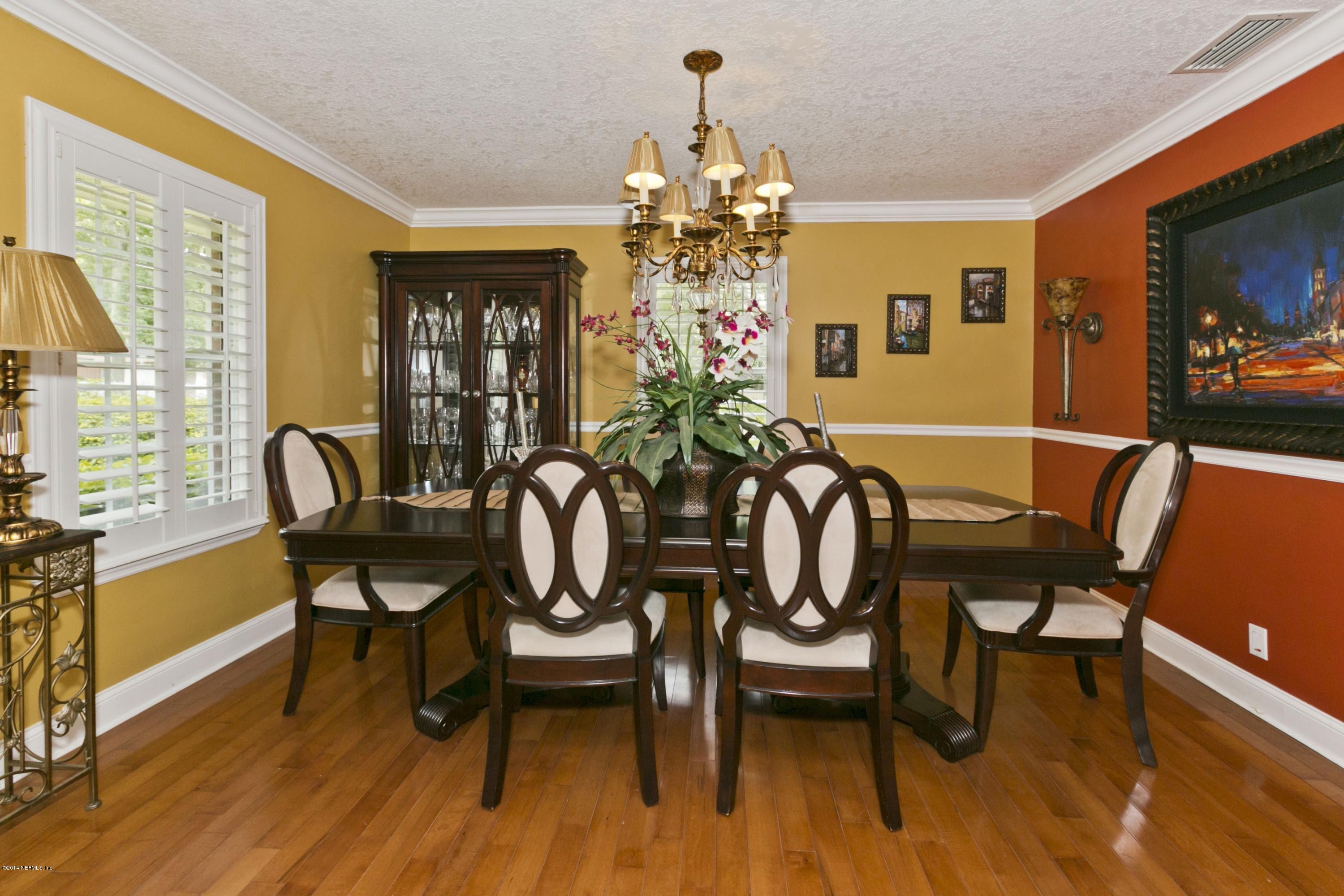 542 Broward Road Jacksonville, FL 32218 - Photo 10 of 27 Dining Room