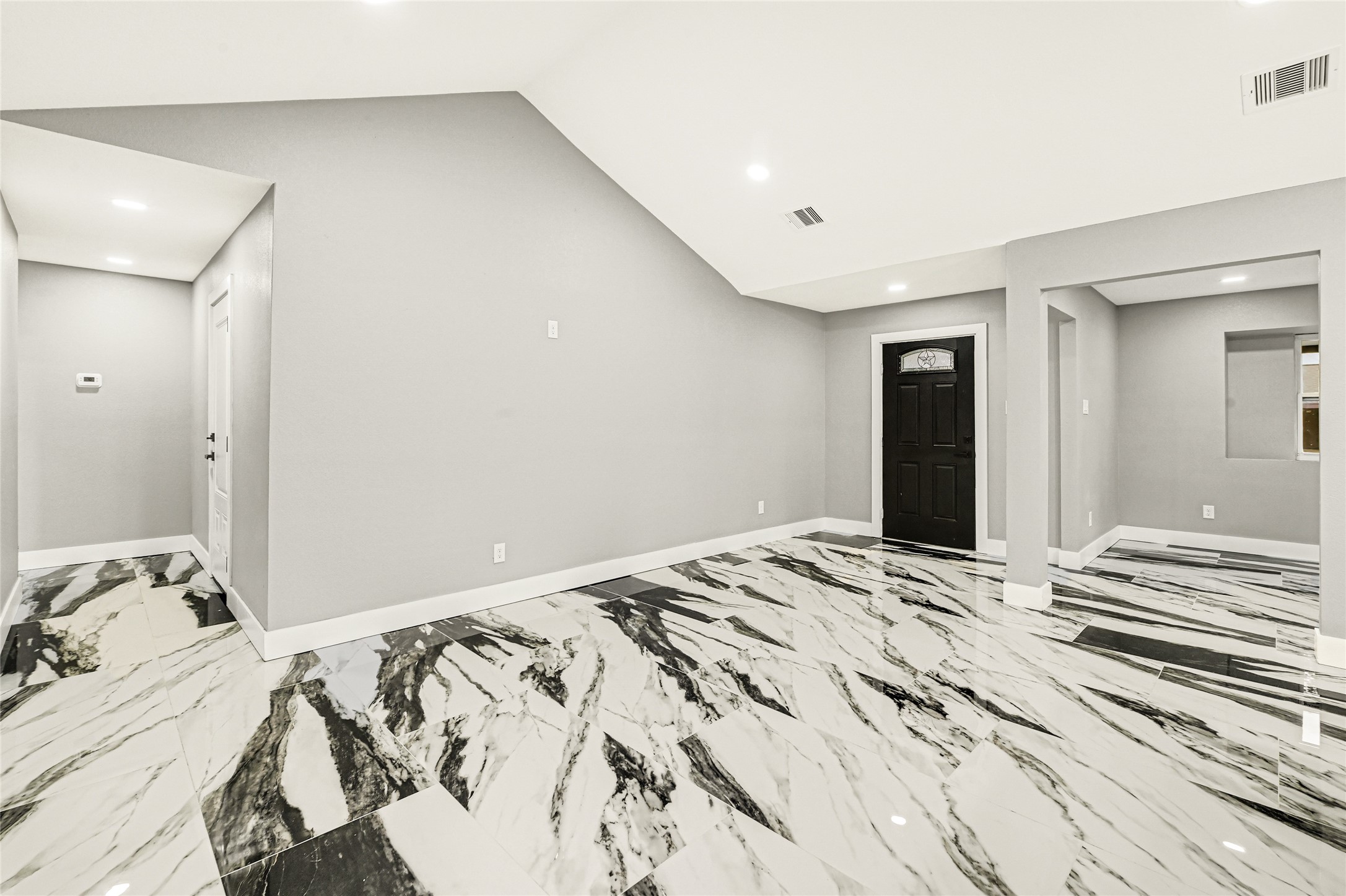 3822 Darling Avenue Pasadena, TX 77503 - Photo 2 of 19 a bedroom with a bed and a mirror