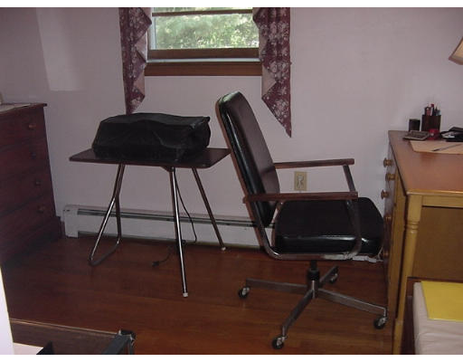 2 4 Bridges Road Hudson, MA 01749 - Photo 6 of 10 Gallery Image 6