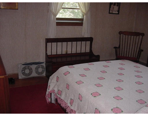 2 4 Bridges Road Hudson, MA 01749 - Photo 7 of 10 Gallery Image 7