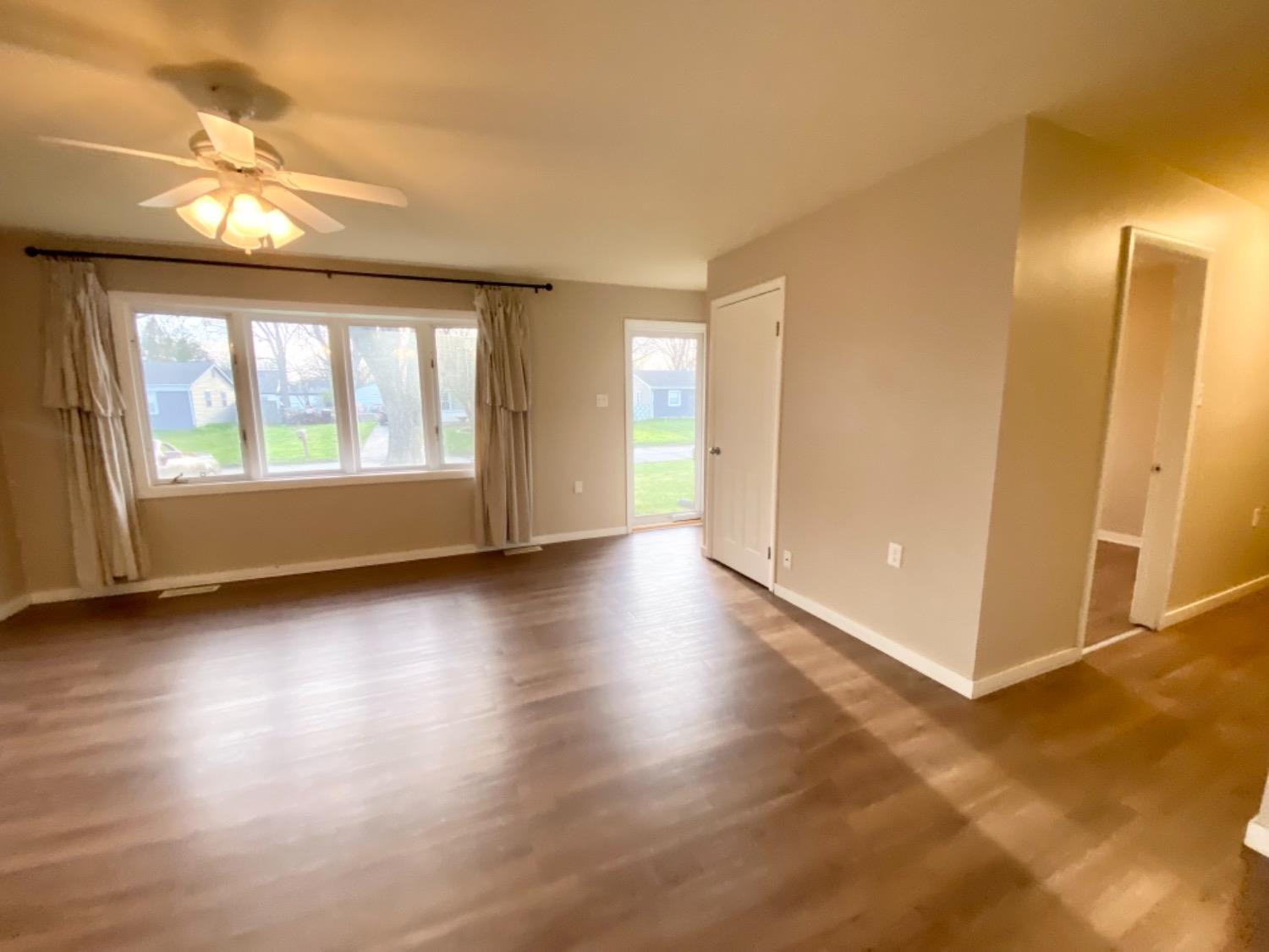 725-1 Baltimore Road Valparaiso, IN 46385 - Photo 3 of 16 1500x1125
