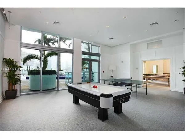 $419,000 | 90 Southwest 3rd Street, Unit 1809, Miami, FL 33130