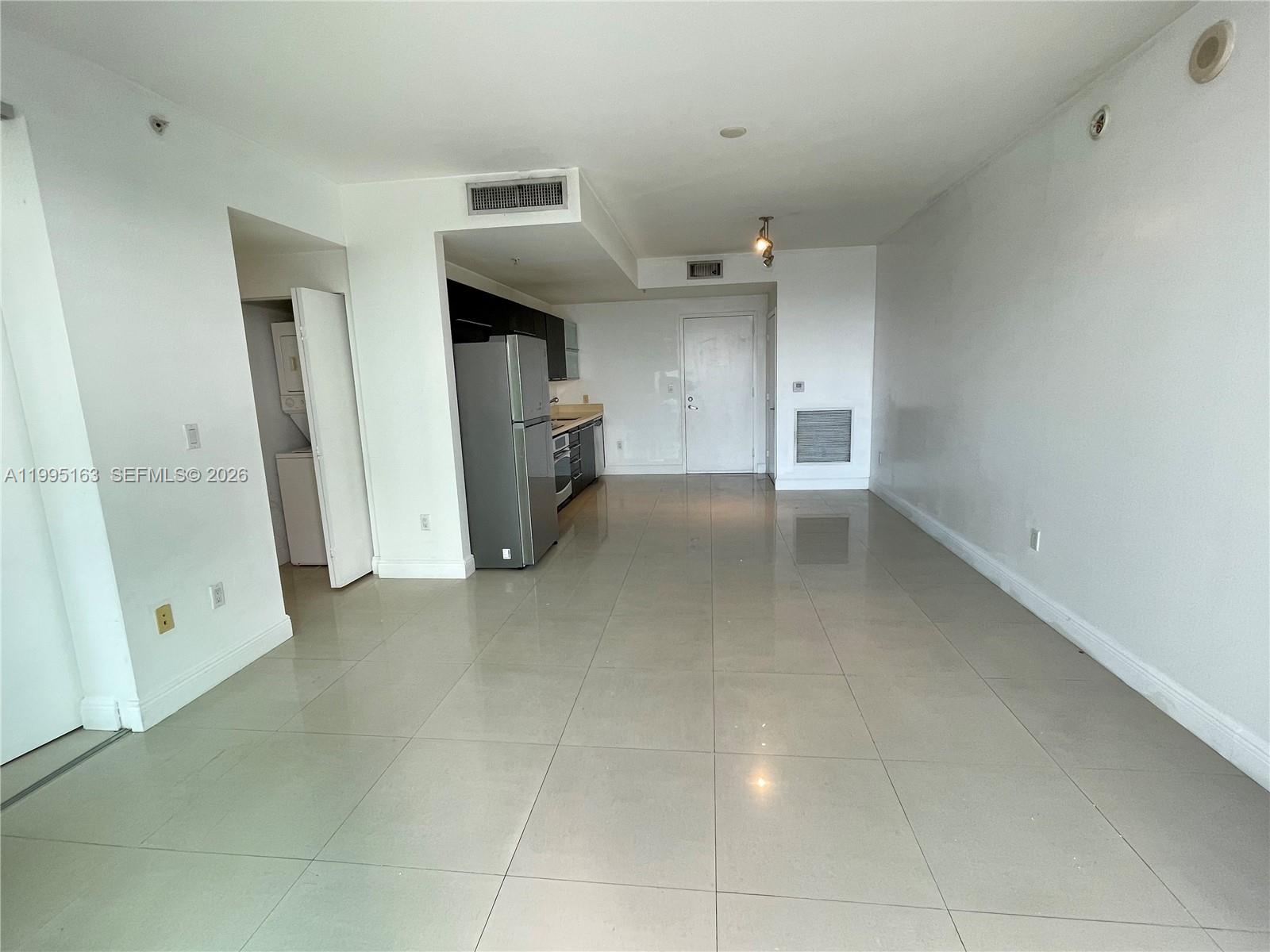 90 Southwest 3rd Street, Unit 1809 Miami, FL 33130 - Photo 2 of 34