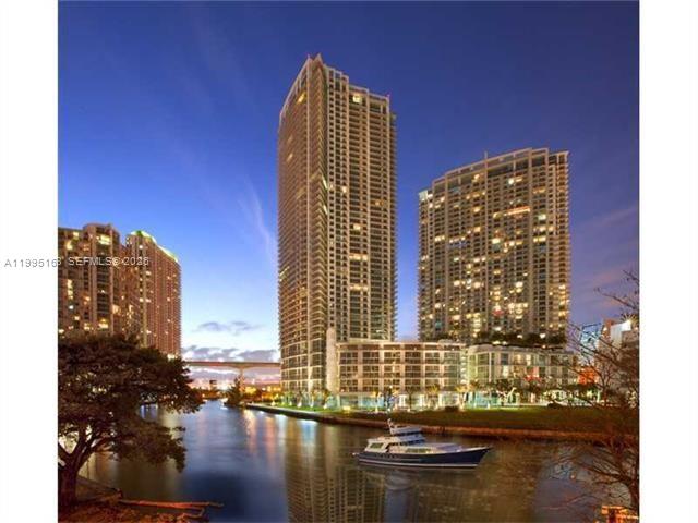 90 Southwest 3rd Street, Unit 1809 Miami, FL 33130 - Photo 23 of 34