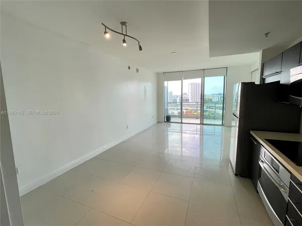 $419,000 | 90 Southwest 3rd Street, Unit 1809, Miami, FL 33130