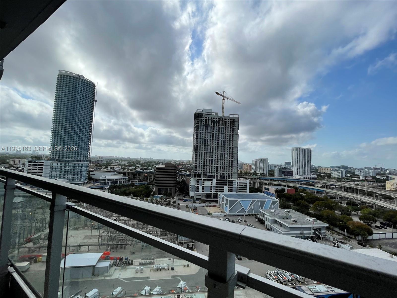 90 Southwest 3rd Street, Unit 1809 Miami, FL 33130 - Photo 6 of 34