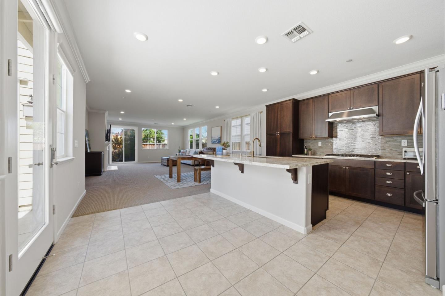 34270 Stable Way Fremont, CA 94555 - Photo 5 of 51