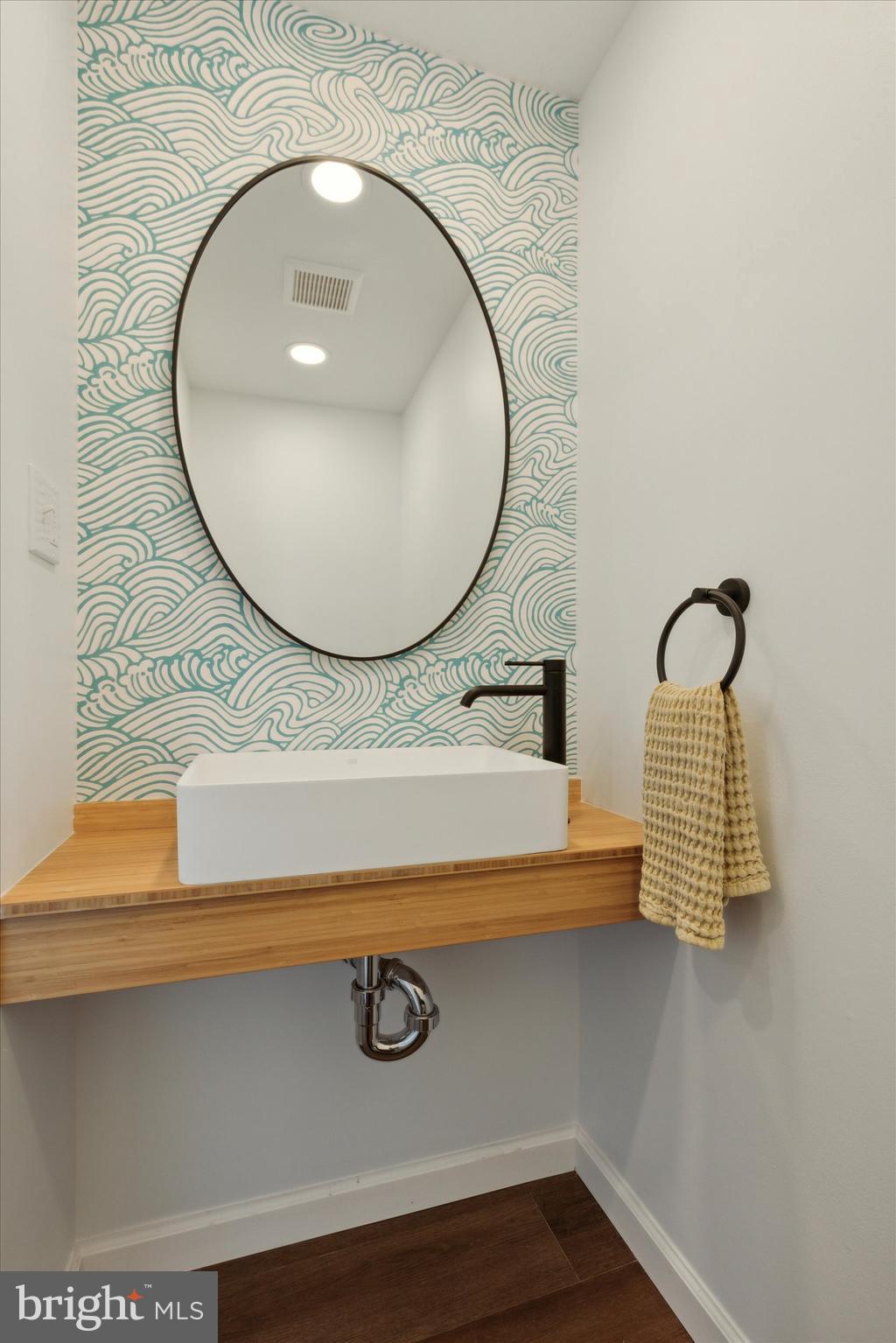30 Taylor Road Conshohocken, PA 19428 - Photo 8 of 16 Powder Room