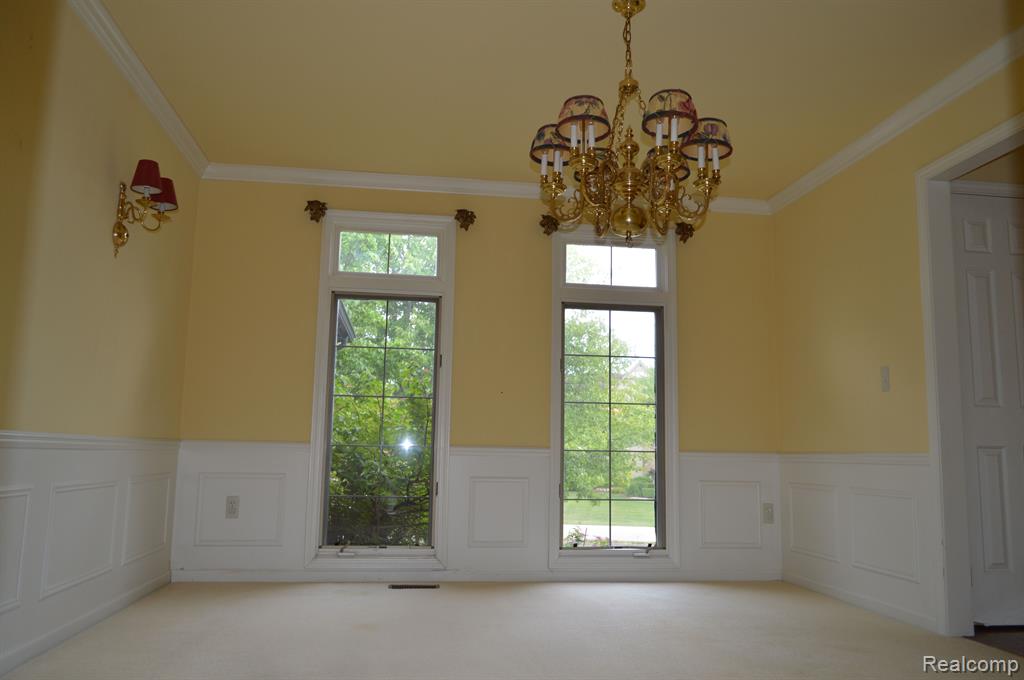 5866 Wellwood Drive Rochester, MI 48306 - Photo 9 of 25