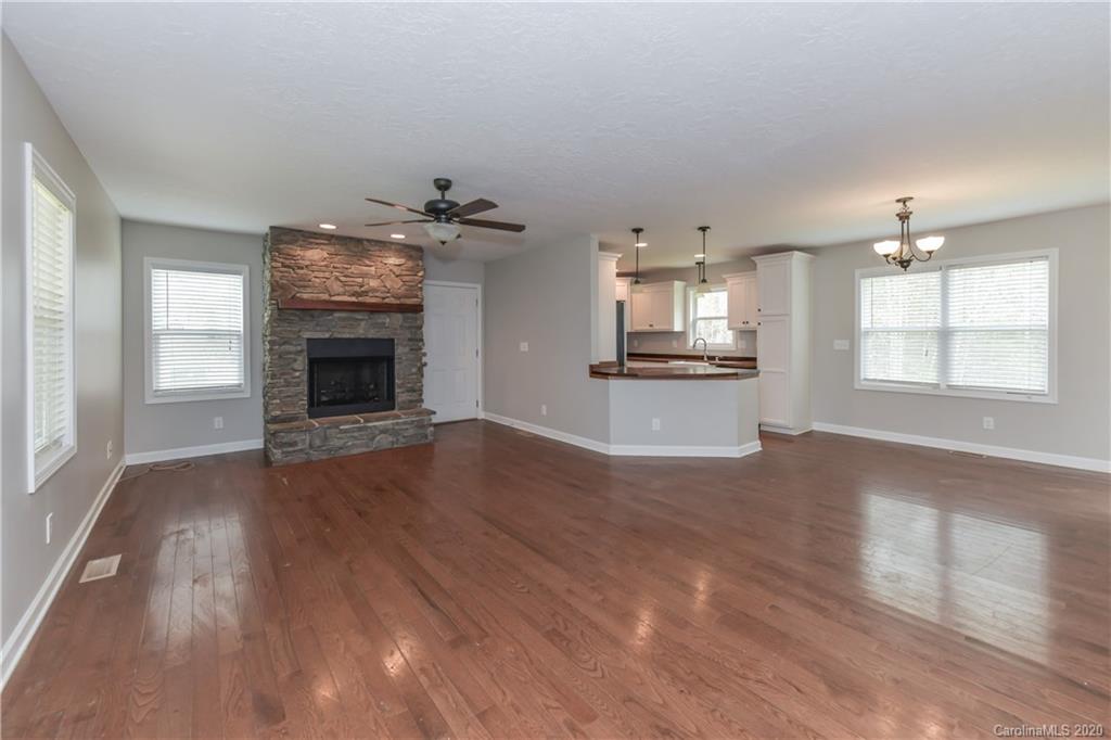181 Foster Road Mocksville, NC 27028 - Photo 4 of 32 Gallery Image 4