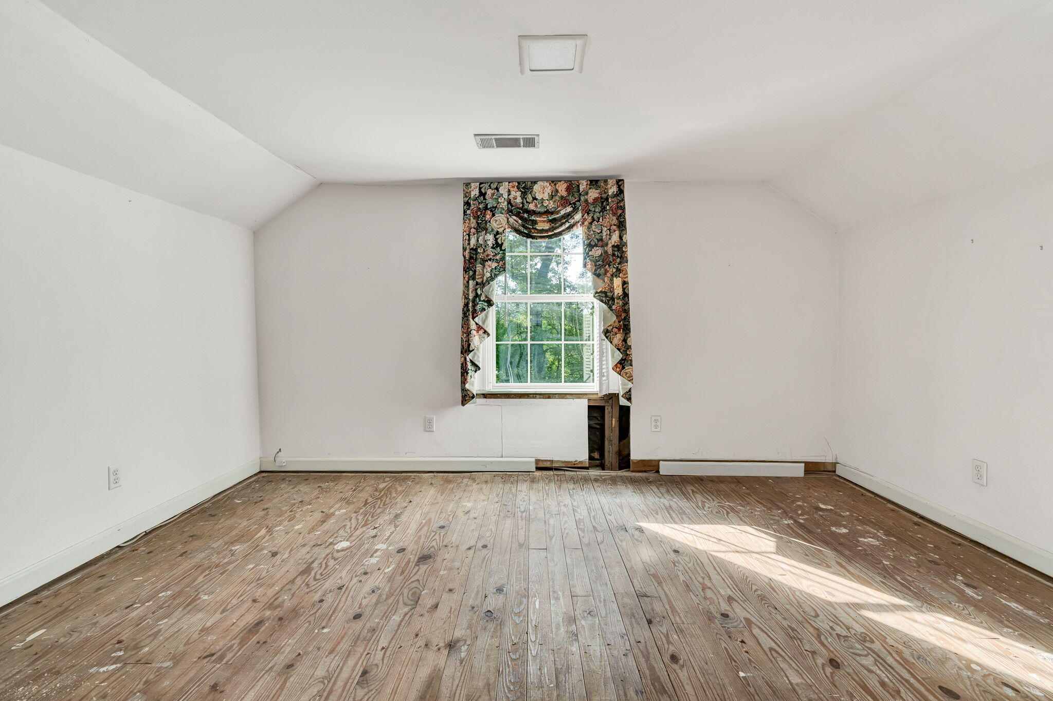 4115 Bennett Road Chattanooga, TN 37412 - Photo 30 of 45 35-web-or-mls-DSC06666