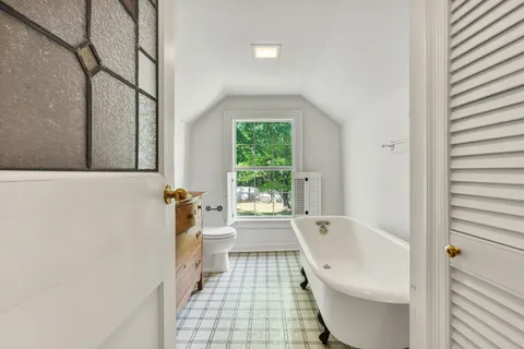 $359,900 | 4115 Bennett Road, Chattanooga, TN 37412