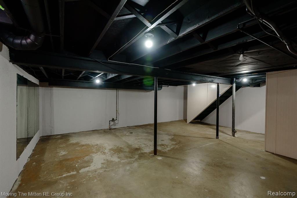 42340 Old Bridge Road Canton, MI 48188 - Photo 48 of 64