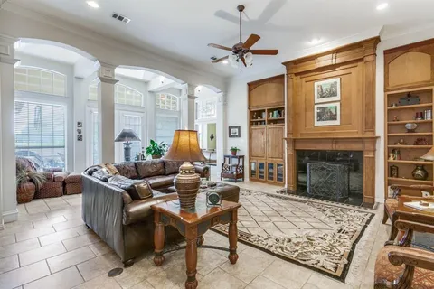 $675,000 | 7777 Daylily Way, Frisco, TX 75033