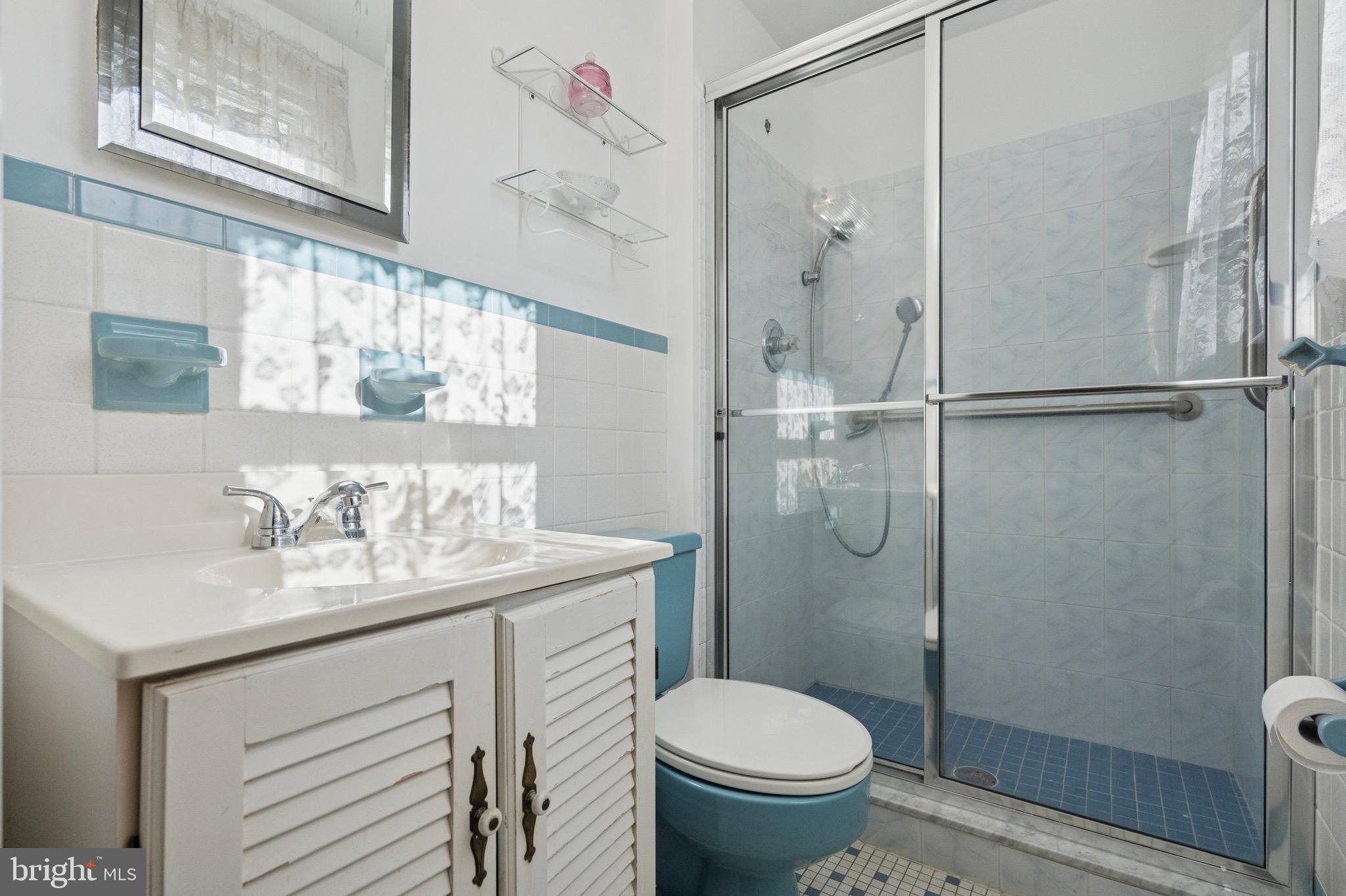 72e East Heron Road Southampton, PA 18966 - Photo 19 of 25 Private Master Bath