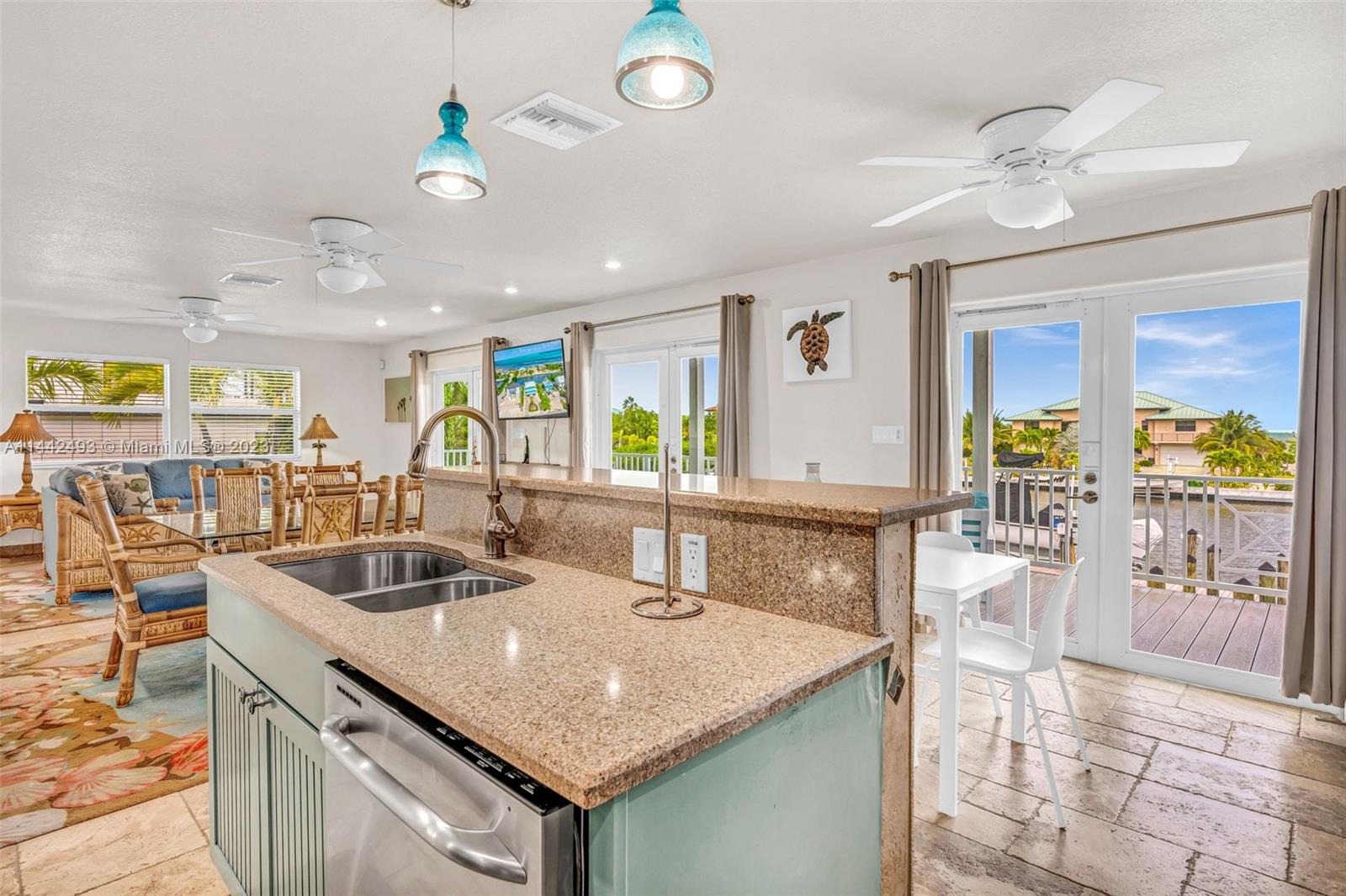 544 Sombrero Beach Road Marathon, FL 33050 - Photo 16 of 61 Gallery Image 16