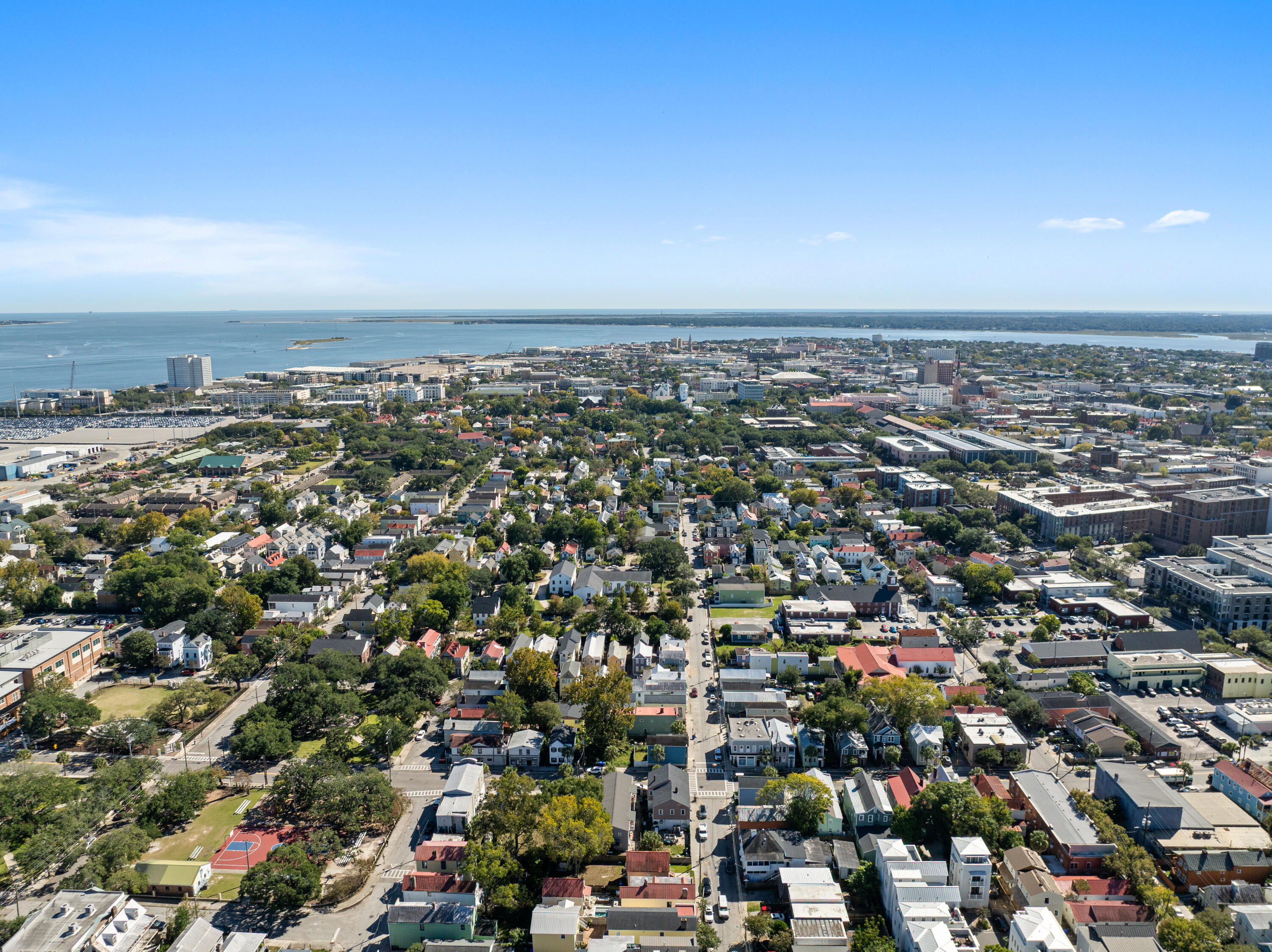 29 Hanover Street Charleston, SC 29403 - Photo 35 of 36 .