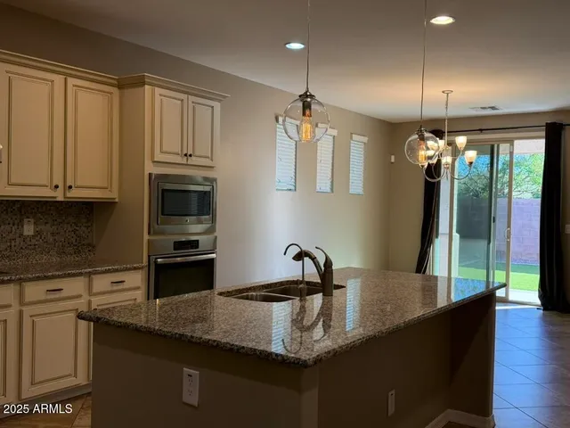 $3,400 | 297 East Kaibab Drive, Chandler, AZ 85249