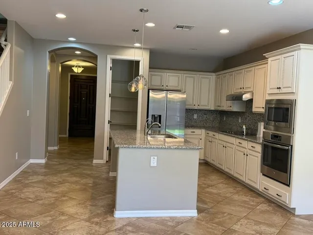 $3,400 | 297 East Kaibab Drive, Chandler, AZ 85249