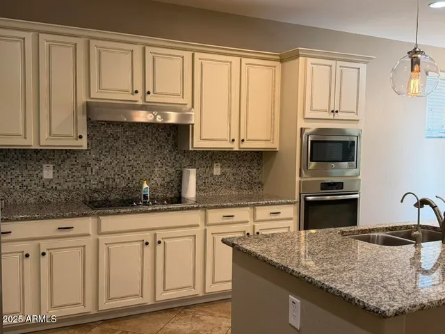 $3,400 | 297 East Kaibab Drive, Chandler, AZ 85249