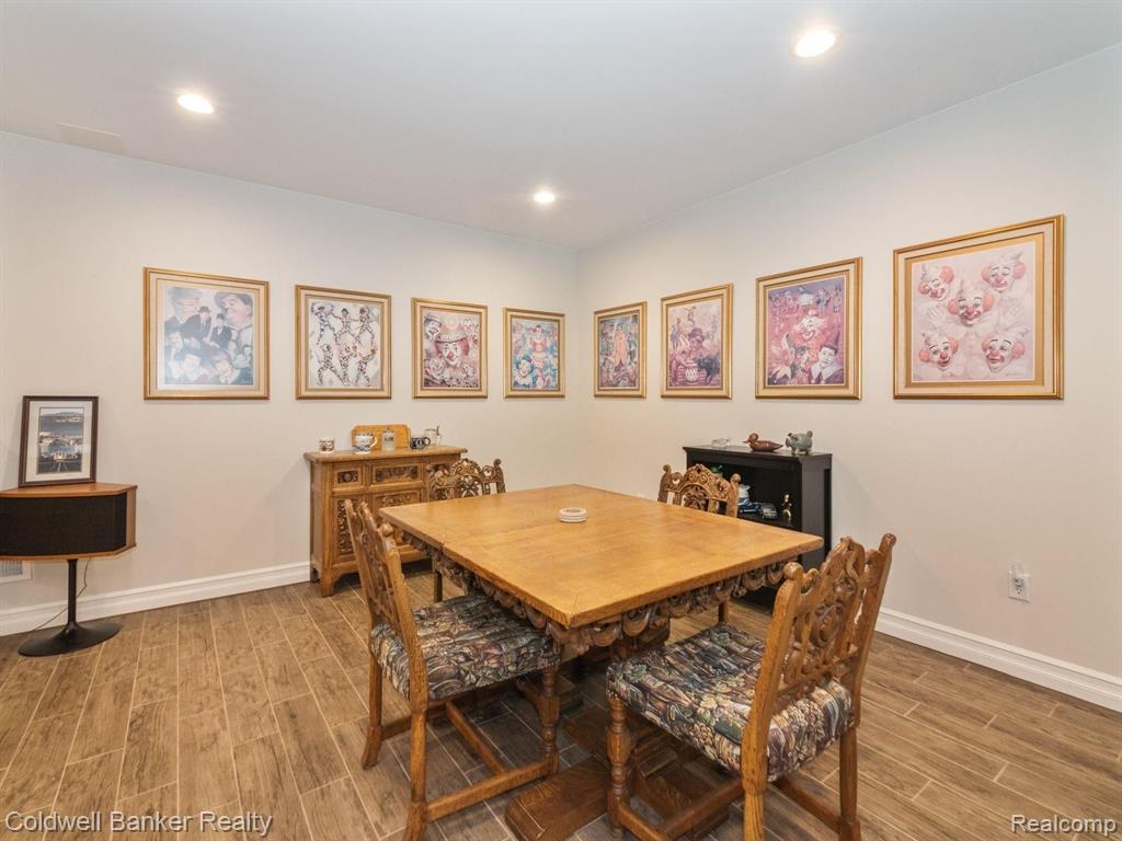 3817 Windingbrook Circle Rochester Hills, MI 48309 - Photo 27 of 46