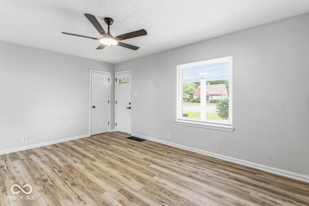 3220 North Keystone Avenue Indianapolis, IN 46218 - Photo 5 of 40