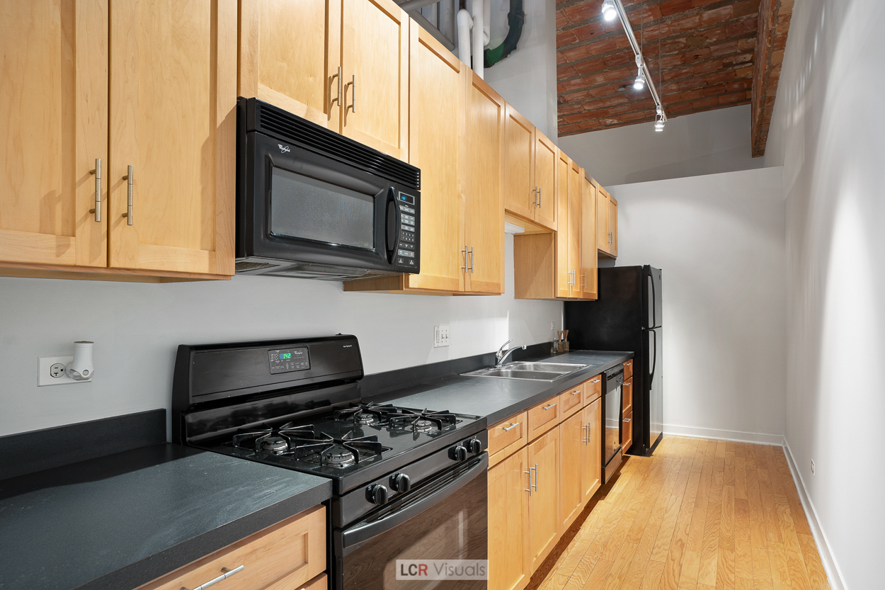 222 South Racine Avenue, Unit 209 Chicago, IL 60607 - Photo 9 of 14
